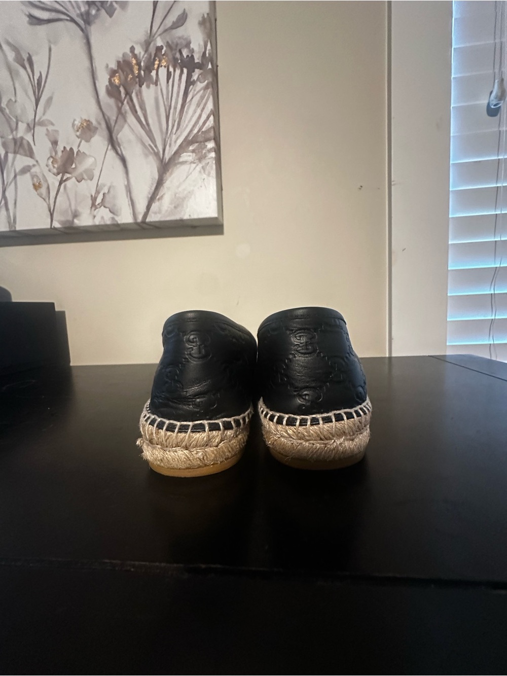 Gucci Black Embossed Leather Espadrilles with Jute Trim - Picture 4 of 11